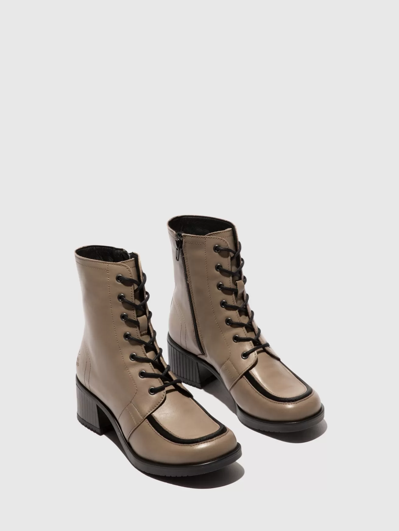 Botins Com Atacadores Kass017Fly Taupe/Preto-Fly London Store