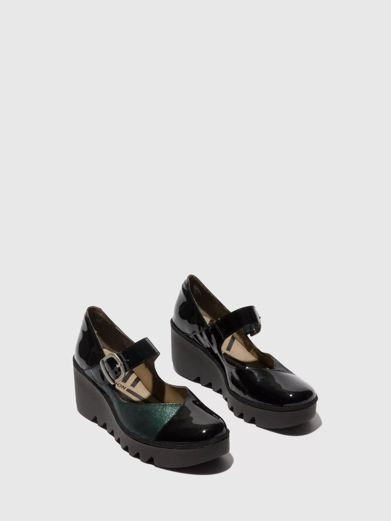 Sapatos Com Fivela Baxe428Fly Preto/Verde-Fly London Best